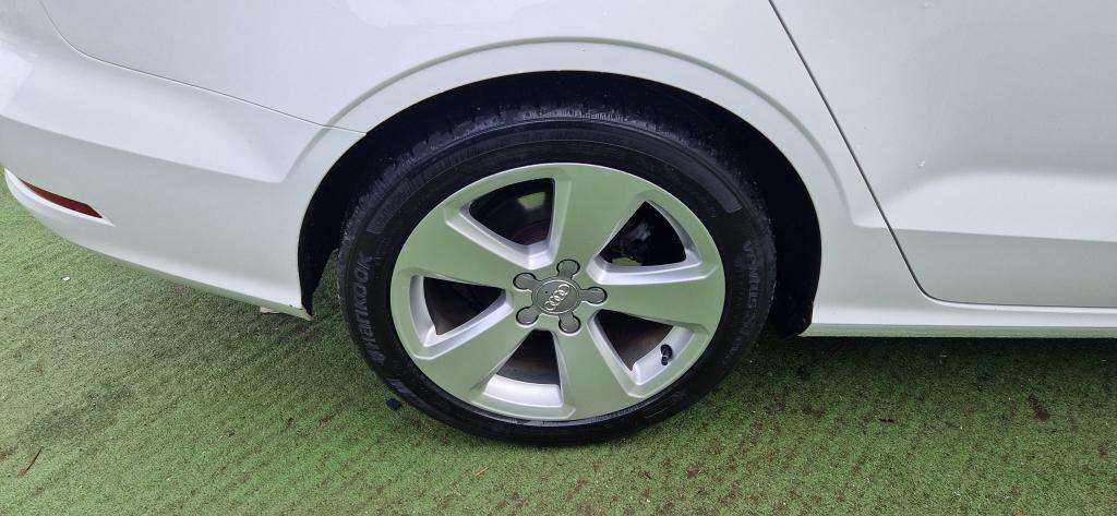 2016 AUDI A3 2016 AUDI A3