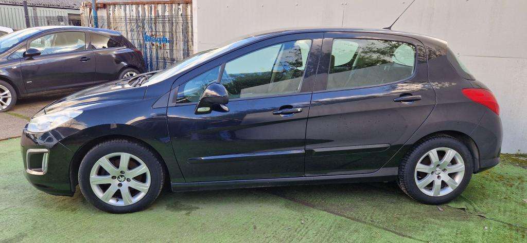 2013 PEUGEOT 308 2013 PEUGEOT 308