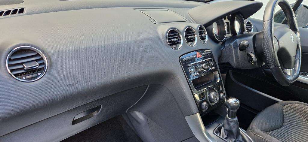 2013 PEUGEOT 308 2013 PEUGEOT 308