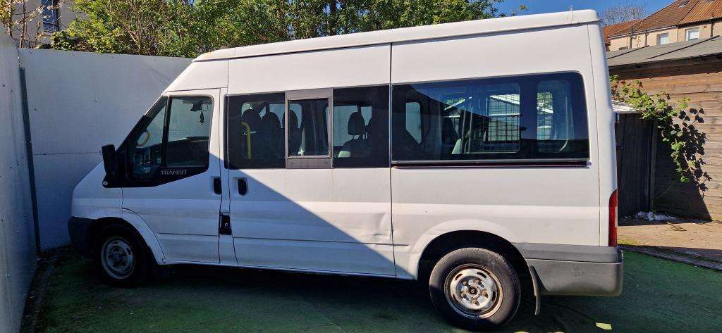 A 2009 FORD TRANSIT 110 T300 Trend 9sfwd A 2009 FORD TRANSIT 110 T300 Trend 9sfwd