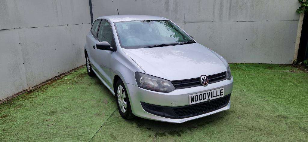 A 2013 VOLKSWAGEN POLO S 60 A 2013 VOLKSWAGEN POLO S 60