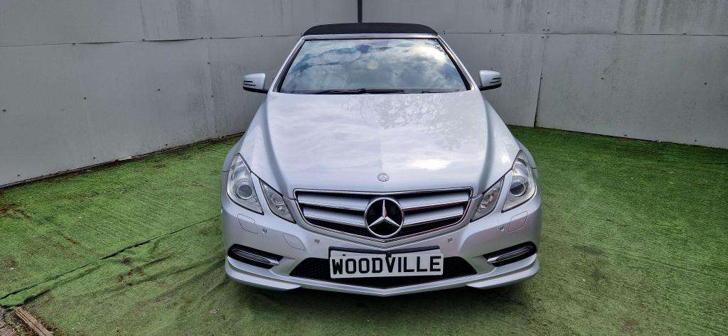 A 2013 MERCEDES-BENZ E-CLASS E350 Sport Cdi Blueefficiency 265 Auto A 2013 MERCEDES-BENZ E-CLASS E350 Sport Cdi Blueefficiency 265 Auto