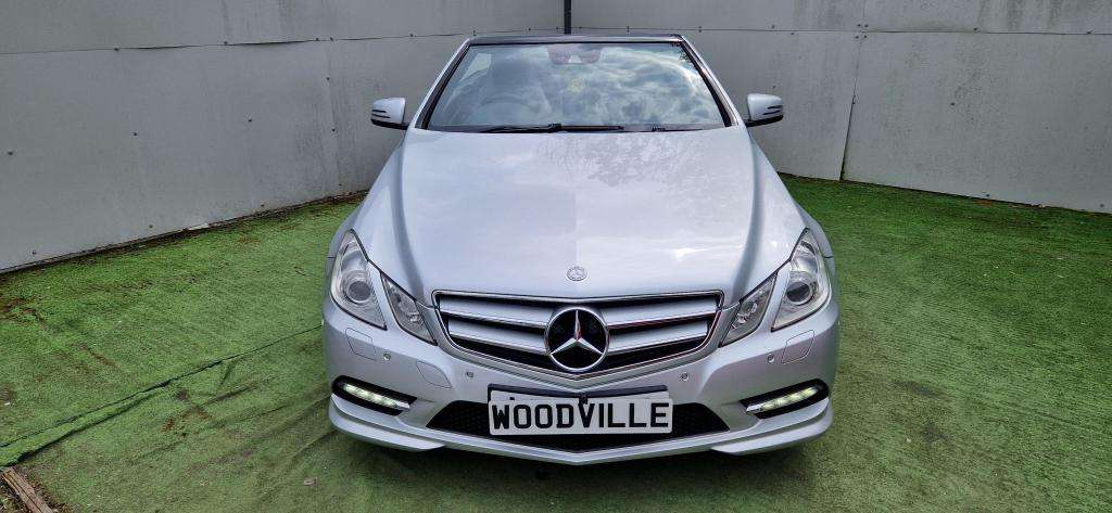 A 2013 MERCEDES-BENZ E-CLASS E350 Sport Cdi Blueefficiency 265 Auto A 2013 MERCEDES-BENZ E-CLASS E350 Sport Cdi Blueefficiency 265 Auto