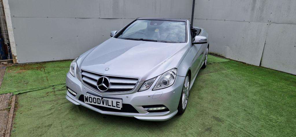 A 2013 MERCEDES-BENZ E-CLASS E350 Sport Cdi Blueefficiency 265 Auto A 2013 MERCEDES-BENZ E-CLASS E350 Sport Cdi Blueefficiency 265 Auto