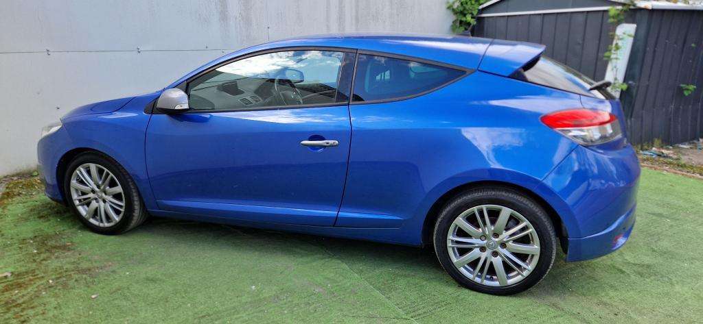 2016 RENAULT MEGANE 2016 RENAULT MEGANE