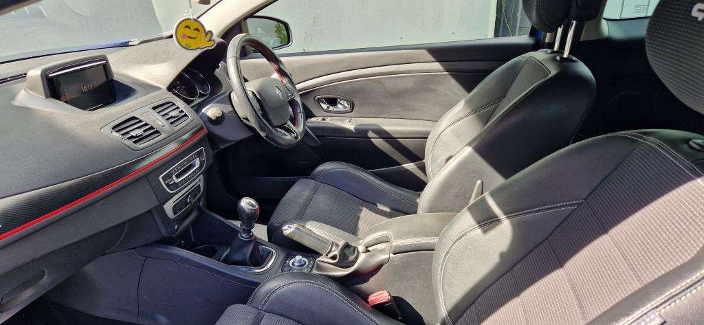 2016 RENAULT MEGANE 2016 RENAULT MEGANE