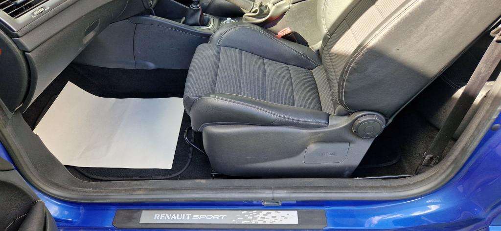 2016 RENAULT MEGANE 2016 RENAULT MEGANE