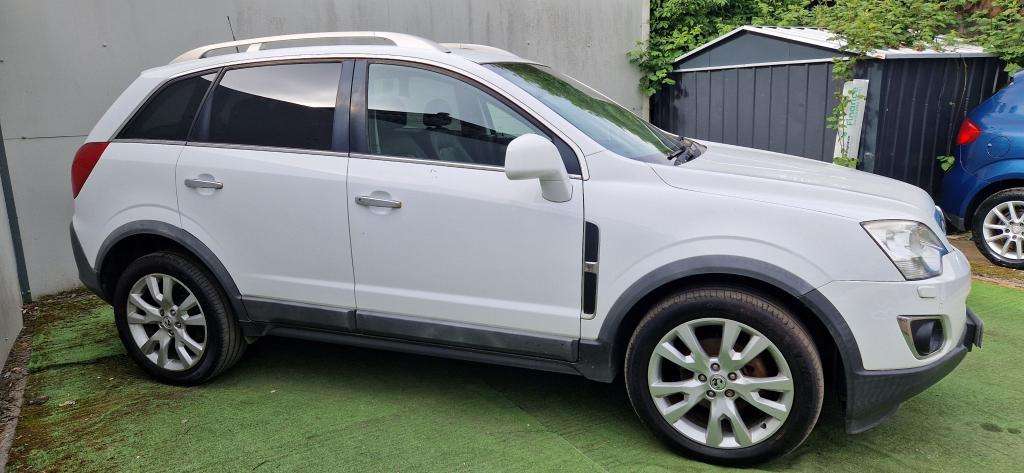 A 2013 VAUXHALL ANTARA Se Nav Cdti S/s 4x4 A 2013 VAUXHALL ANTARA Se Nav Cdti S/s 4x4