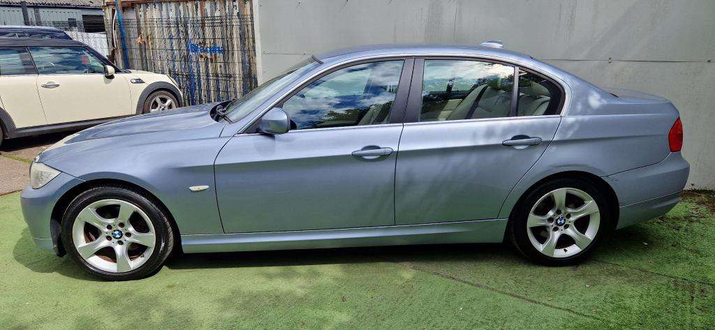 2011 BMW 3 SERIES 2011 BMW 3 SERIES