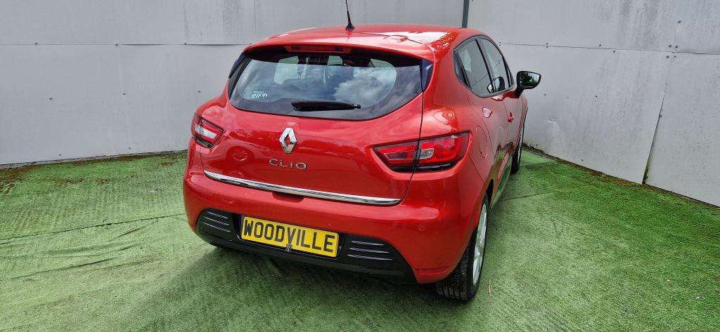 2017 RENAULT CLIO 2017 RENAULT CLIO