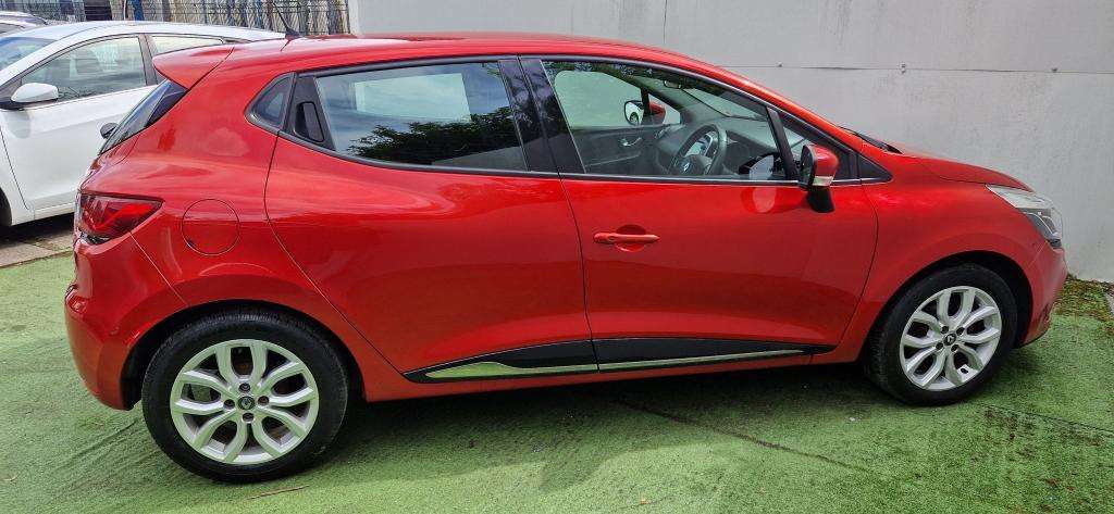 2017 RENAULT CLIO 2017 RENAULT CLIO