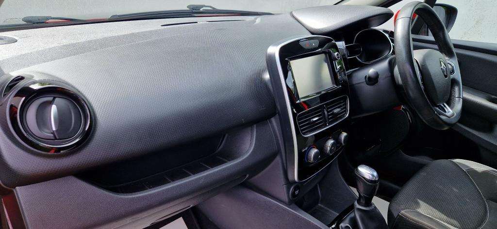 2017 RENAULT CLIO 2017 RENAULT CLIO