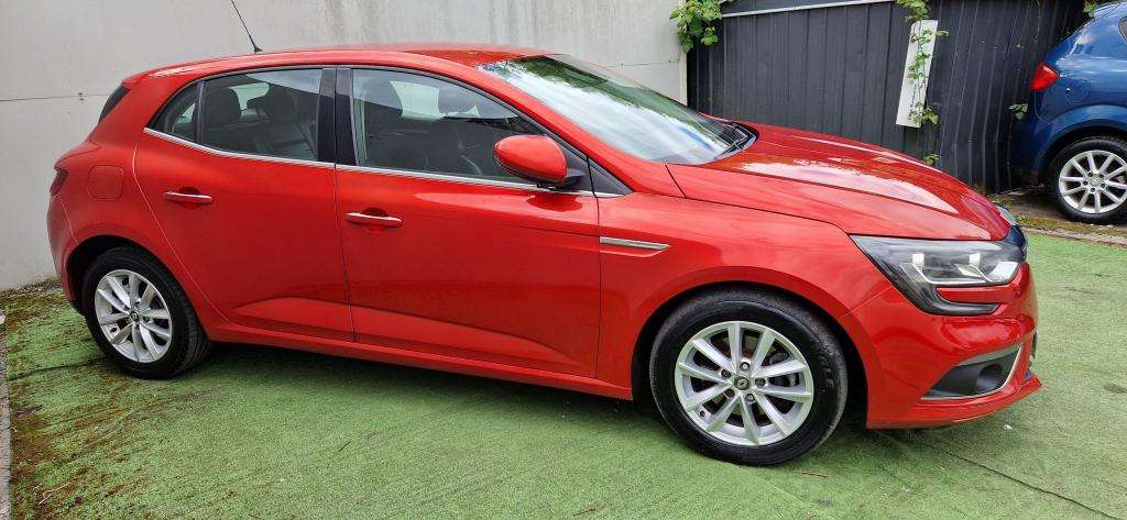 A 2017 RENAULT MEGANE Dynamique Nav Dci A 2017 RENAULT MEGANE Dynamique Nav Dci