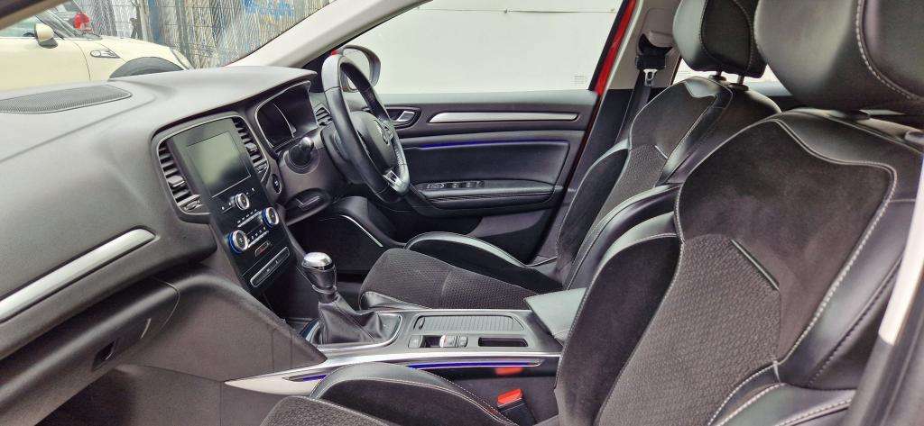 2017 RENAULT MEGANE 2017 RENAULT MEGANE
