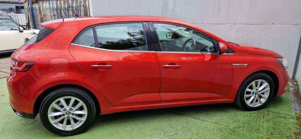 2017 RENAULT MEGANE 2017 RENAULT MEGANE