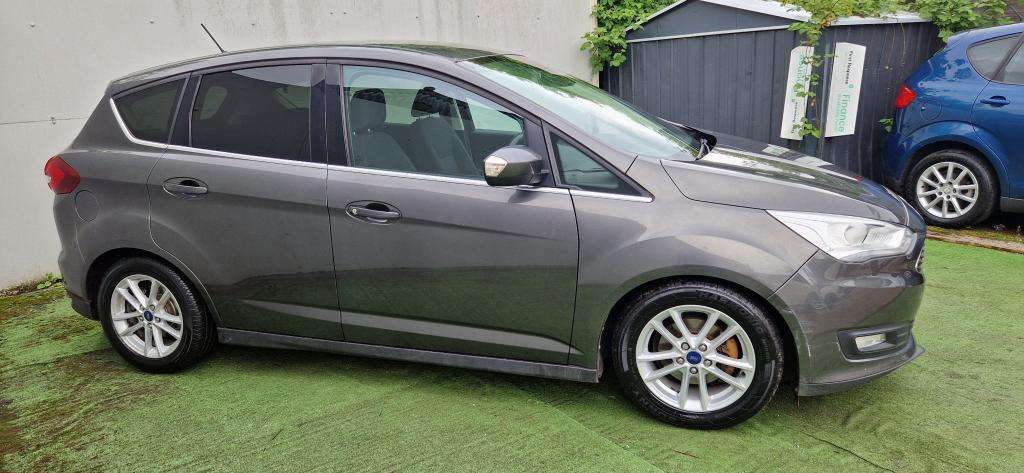 A 2017 FORD C-MAX Zetec T A 2017 FORD C-MAX Zetec T