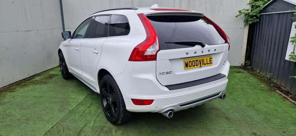 2010 VOLVO XC60 2010 VOLVO XC60