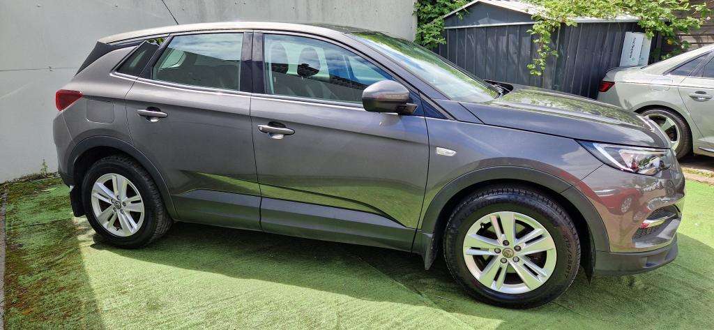 A 2019 VAUXHALL GRANDLAND X Se T S/s A 2019 VAUXHALL GRANDLAND X Se T S/s