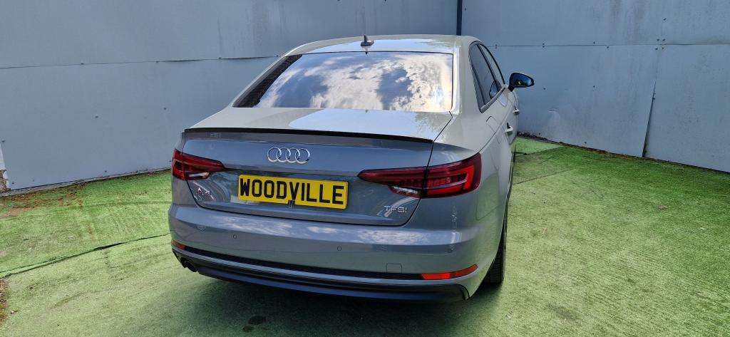 2017 AUDI A4 2017 AUDI A4