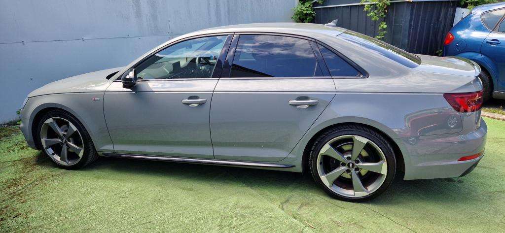 2017 AUDI A4 2017 AUDI A4