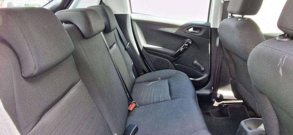 2014 PEUGEOT 208 2014 PEUGEOT 208