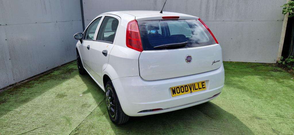2009 FIAT GRANDE PUNTO 2009 FIAT GRANDE PUNTO