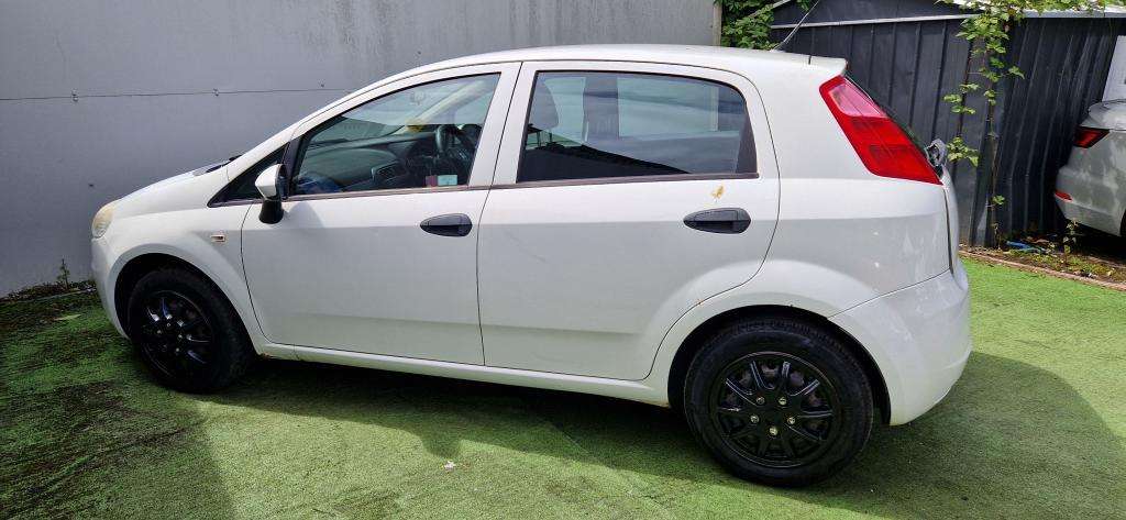 2009 FIAT GRANDE PUNTO 2009 FIAT GRANDE PUNTO