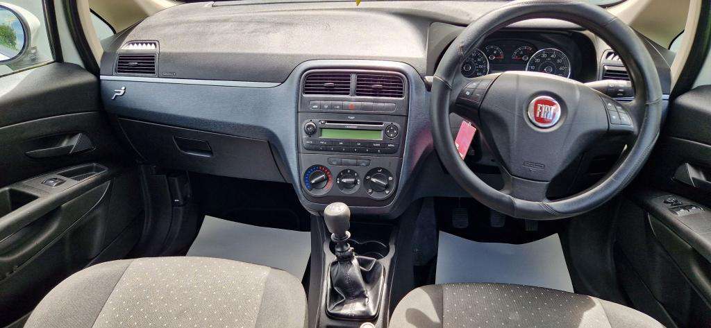 2009 FIAT GRANDE PUNTO 2009 FIAT GRANDE PUNTO