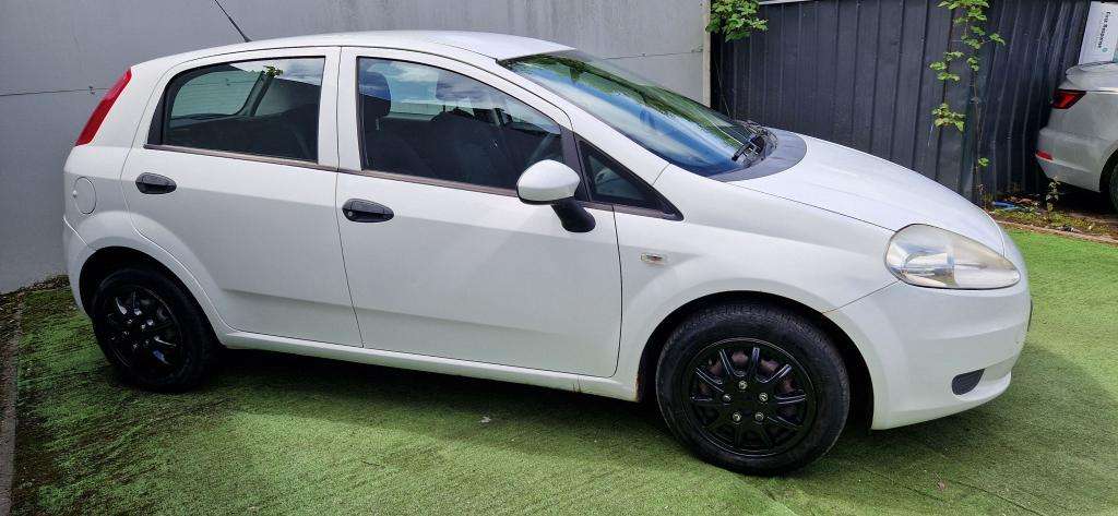 2009 FIAT GRANDE PUNTO 2009 FIAT GRANDE PUNTO