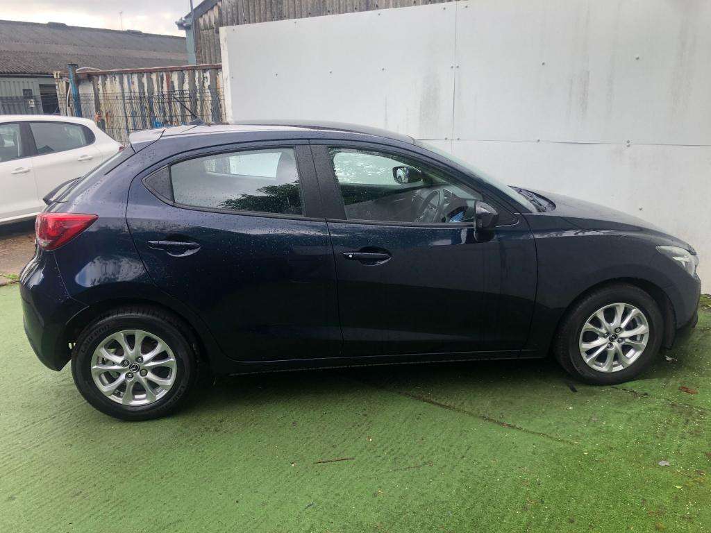 A 2016 MAZDA MAZDA2 Se-l A 2016 MAZDA MAZDA2 Se-l