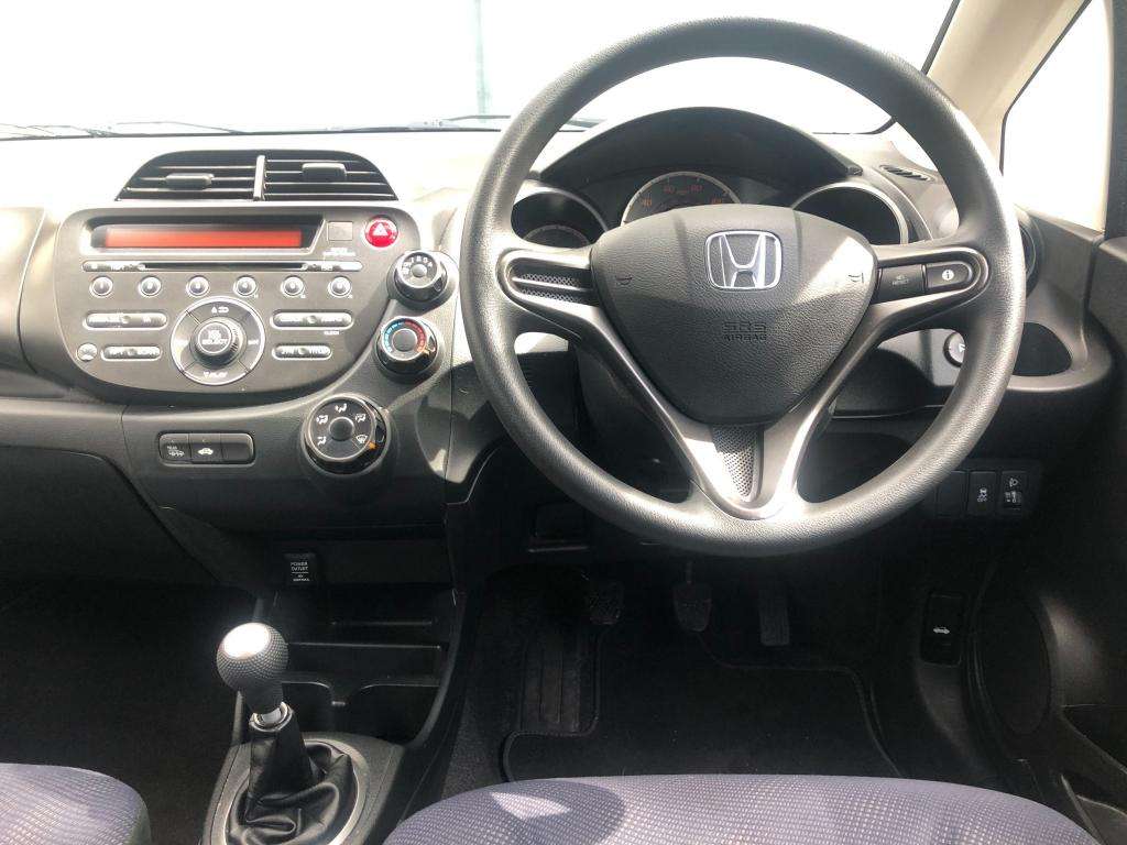 2013 HONDA JAZZ 2013 HONDA JAZZ