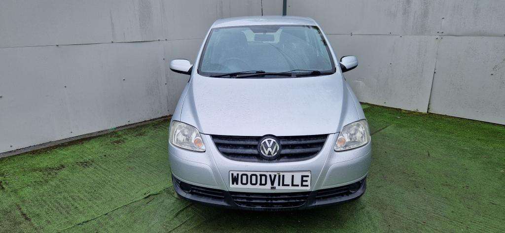 A 2009 VOLKSWAGEN FOX Urban Fox 55 A 2009 VOLKSWAGEN FOX Urban Fox 55