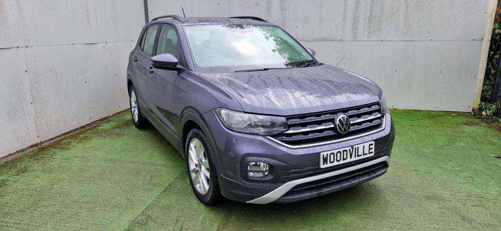 A 2022 VOLKSWAGEN T-CROSS Se Tsi A 2022 VOLKSWAGEN T-CROSS Se Tsi