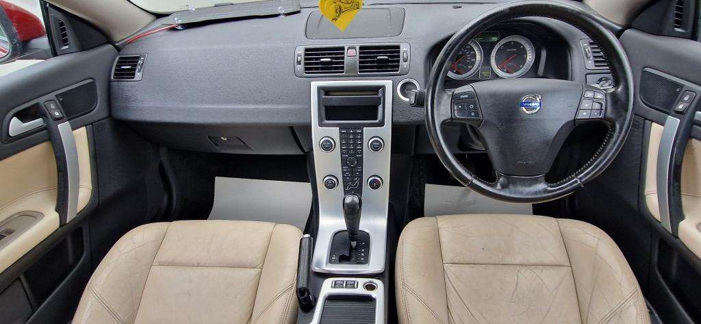 2010 VOLVO C70 2010 VOLVO C70