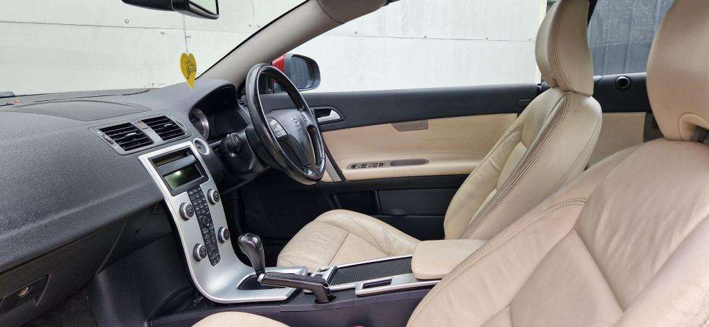 2010 VOLVO C70 2010 VOLVO C70