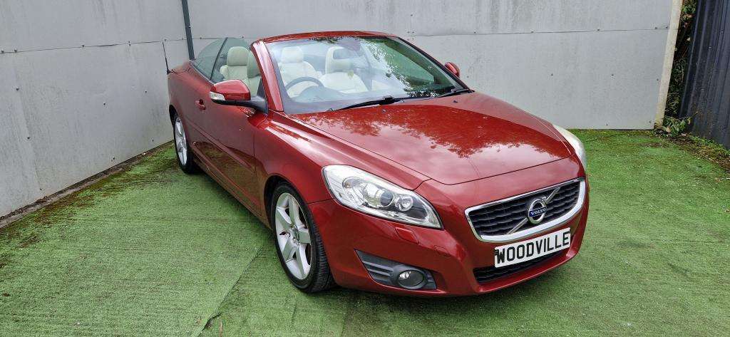 2010 VOLVO C70 2010 VOLVO C70