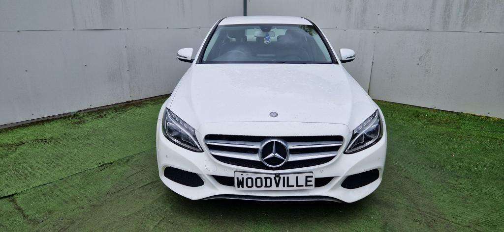 A 2016 MERCEDES-BENZ C-CLASS C200 D Sport Auto A 2016 MERCEDES-BENZ C-CLASS C200 D Sport Auto