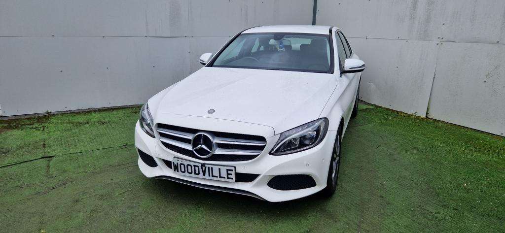 A 2016 MERCEDES-BENZ C-CLASS C200 D Sport Auto A 2016 MERCEDES-BENZ C-CLASS C200 D Sport Auto