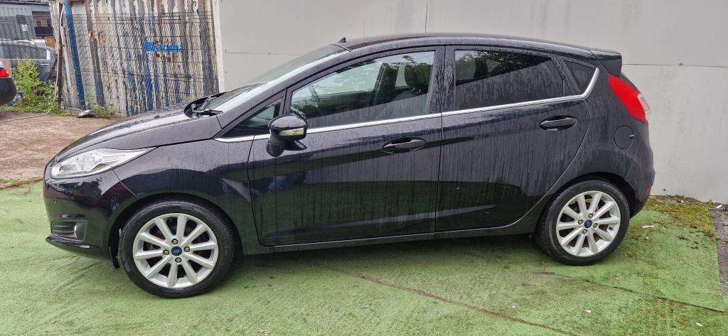 2015 FORD FIESTA 2015 FORD FIESTA