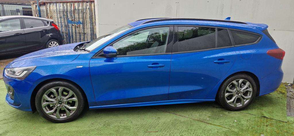 2025 FORD FOCUS 2025 FORD FOCUS