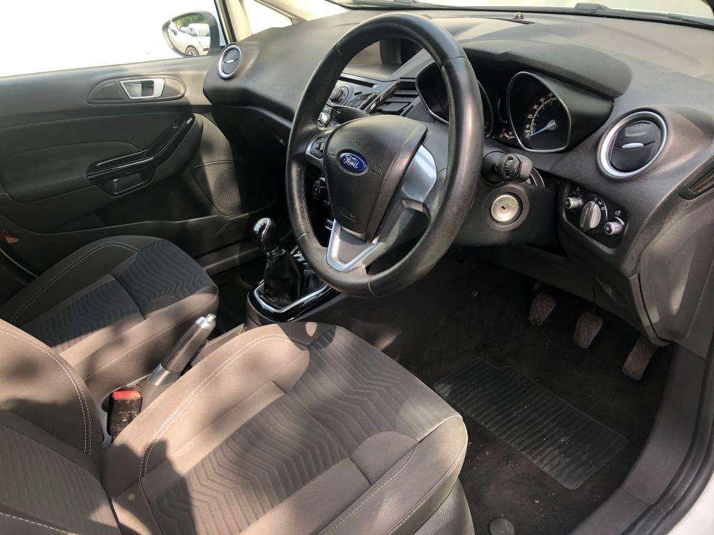 2013 FORD FIESTA 2013 FORD FIESTA