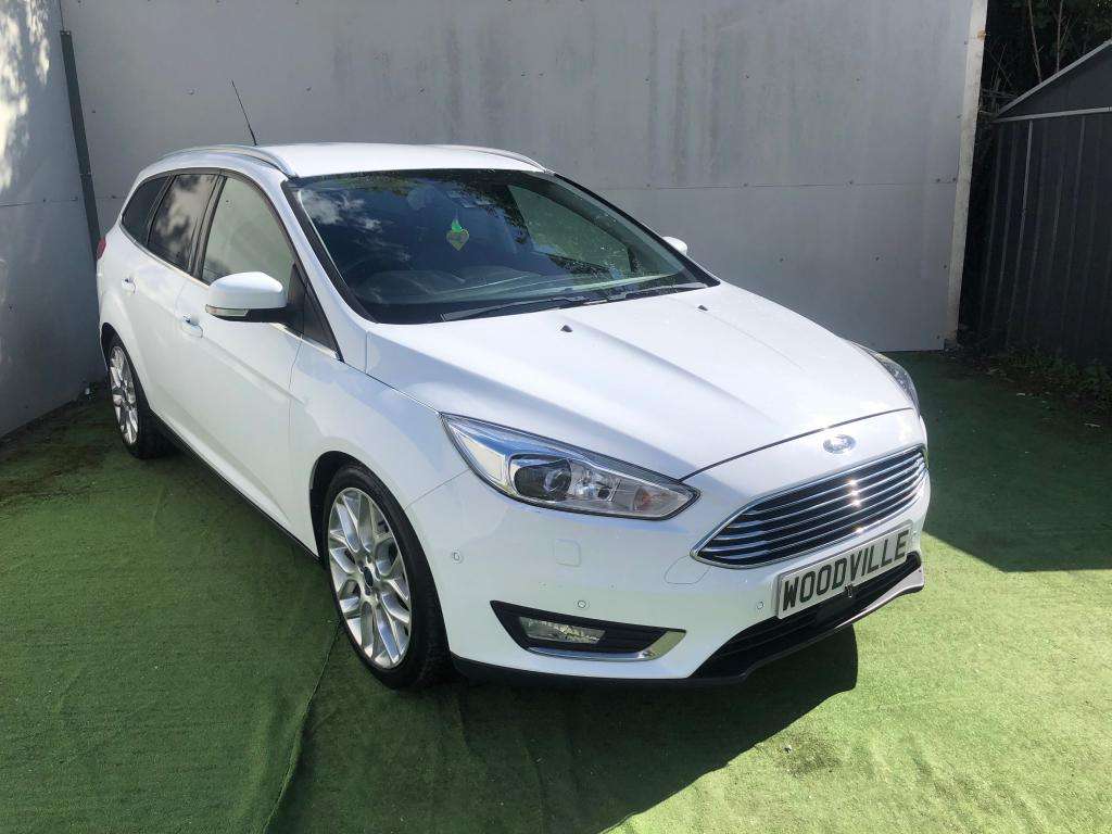 A 2016 FORD FOCUS Titanium X Automatic A 2016 FORD FOCUS Titanium X Automatic