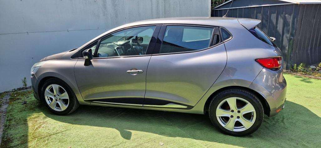 2015 RENAULT CLIO 2015 RENAULT CLIO