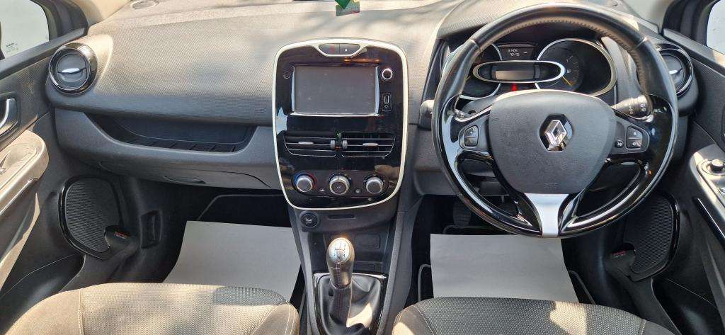 2015 RENAULT CLIO 2015 RENAULT CLIO