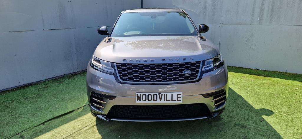 A 2020 LAND ROVER RANGE ROVER VELAR R-dynamic Hse D180 Auto A 2020 LAND ROVER RANGE ROVER VELAR R-dynamic Hse D180 Auto