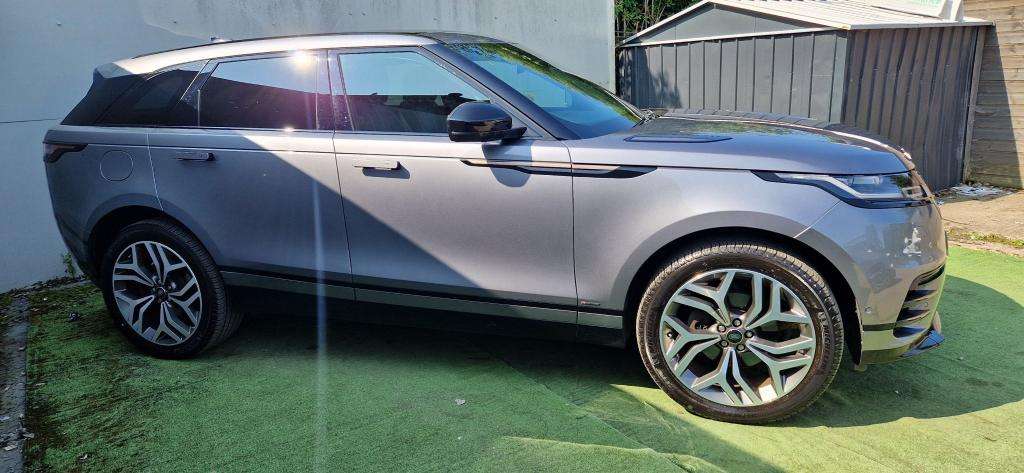 A 2020 LAND ROVER RANGE ROVER VELAR R-dynamic Hse D180 Auto A 2020 LAND ROVER RANGE ROVER VELAR R-dynamic Hse D180 Auto