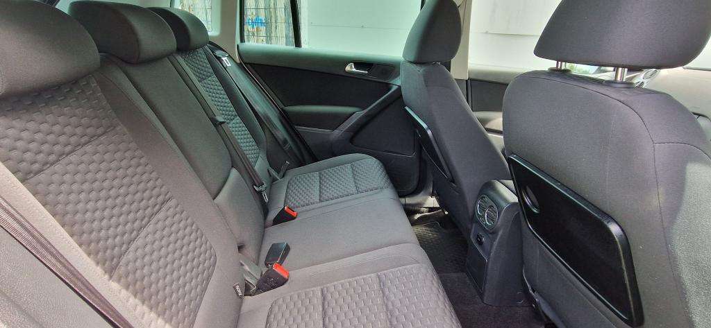 2011 VOLKSWAGEN TIGUAN 2011 VOLKSWAGEN TIGUAN