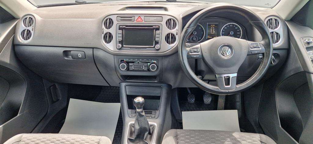 2011 VOLKSWAGEN TIGUAN 2011 VOLKSWAGEN TIGUAN
