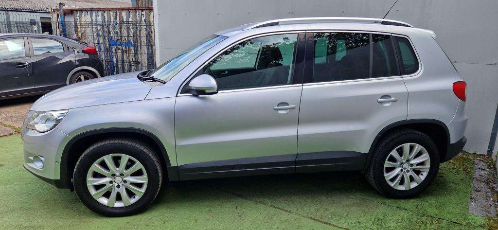 2011 VOLKSWAGEN TIGUAN 2011 VOLKSWAGEN TIGUAN