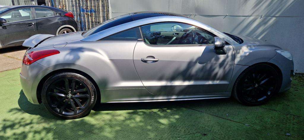 2011 PEUGEOT RCZ 2011 PEUGEOT RCZ